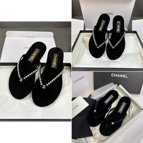 Chanel strass i perła ozdobiony aksamitowy płaski tanga sandały-5697  